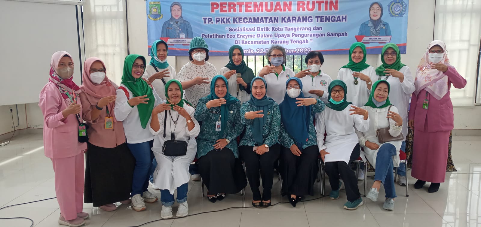 bersama ibu camat